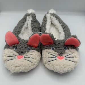 SO Gray and White Bunny Slippers, Size Medium NWT